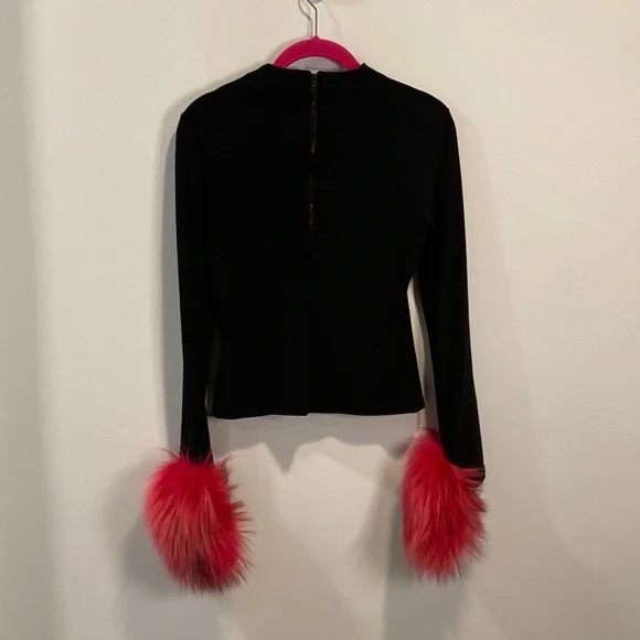 Alice + Olivia Haylen fur cuff mock neck blouse S - Picture 6 of 6